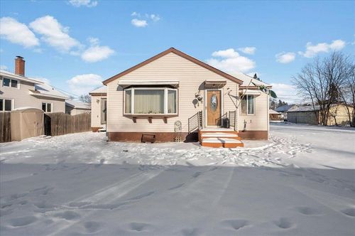 5219 E 2nd St, Superior, WI, 54880-4363 | Card Image