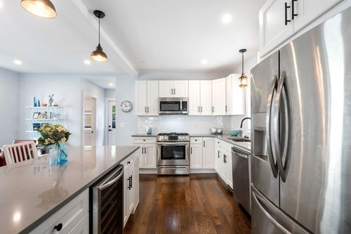 18 Harding Ter, Dedham, MA, 02026-2507 | Card Image