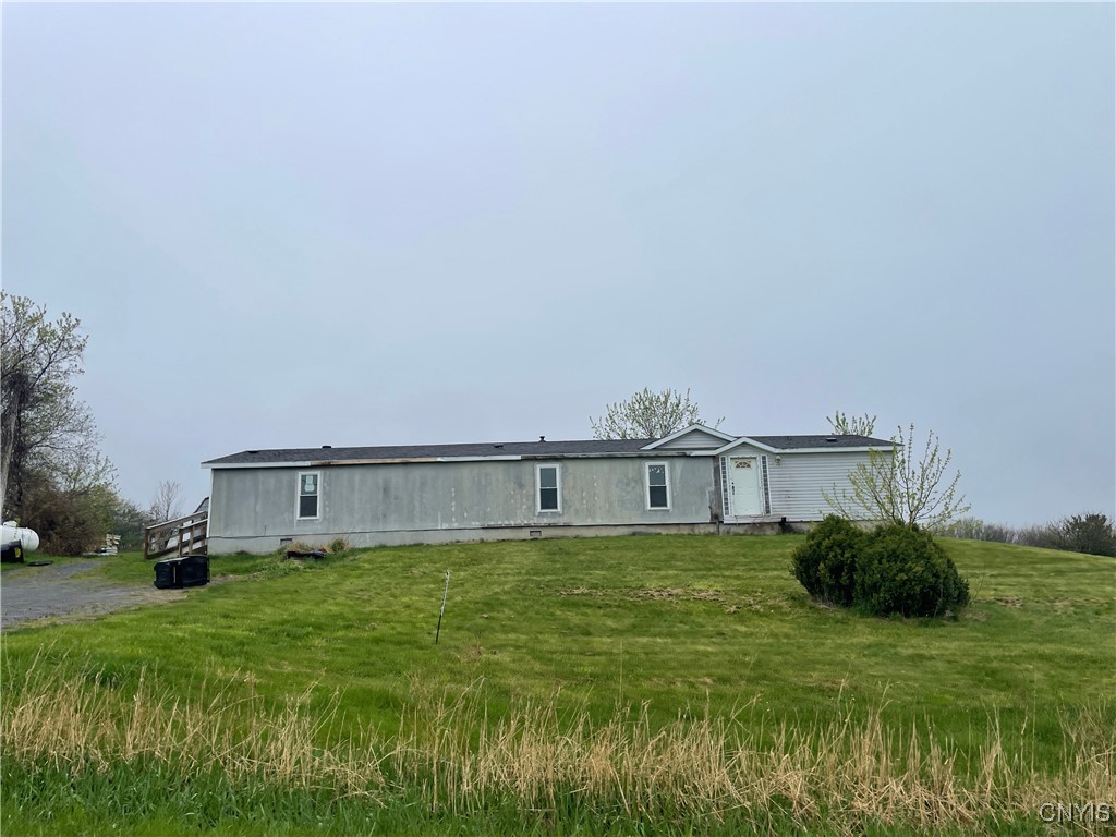 Skinner Rd, Sandy Creek, NY 13145