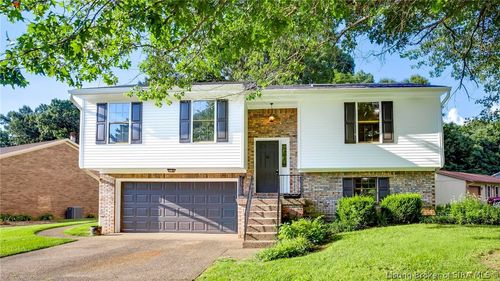 3121 Julian Drive, New Albany, IN, 47150 | Card Image