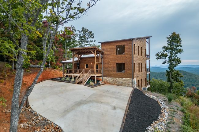 739 Big Sky Trl, Home with 6 bedrooms, 5 bathrooms and null parking in Epworth GA | Image 74