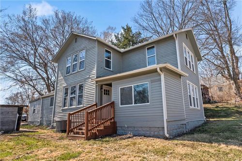 1314 Atchison St, Atchison, KS, 66002-2242 | Card Image