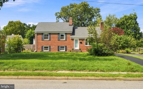 6106 Clearbrook Dr, SPRINGFIELD, VA, 22150-2411 | Card Image