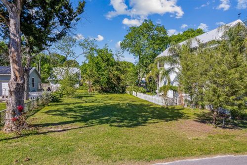 803 White St, FERNANDINA BEACH, FL, 32034-3168 | Card Image