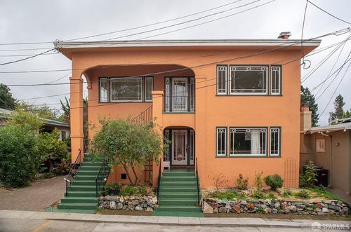 33-29 Armanino Ct, Oakland, CA, 94618-1315 | Card Image