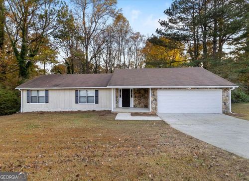 1786 Dunbarton Dr, Lithonia, GA, 30058-5508 | Card Image