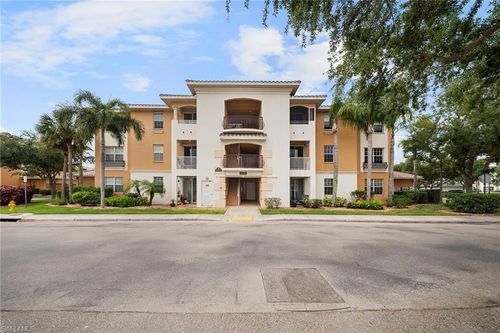 303-3940 Pomodoro Cir, Cape Coral, FL, 33909-5144 | Card Image