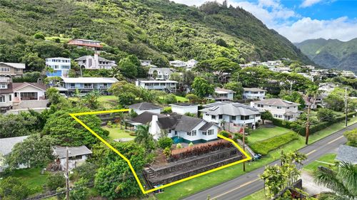 2626 Manoa Rd, Honolulu, HI, 96822-1703 | Card Image