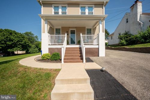 365 Manor Ave, PLYMOUTH MEETING, PA, 19462-2751 | Card Image