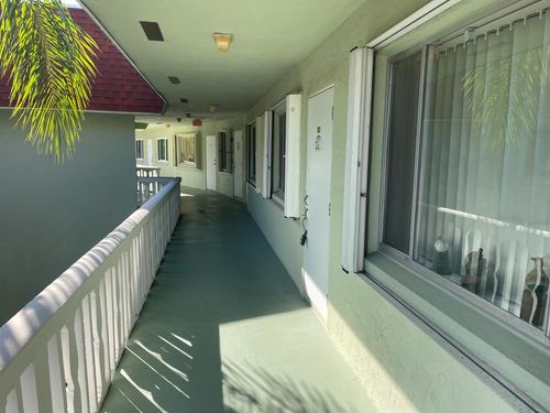 apto-3100 Springdale Boulevard, Palm Springs, FL, 33461 | Card Image