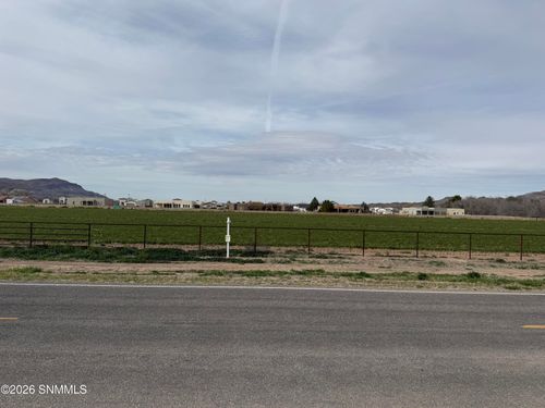 002 Harvey Farm Rd, Las Cruces, NM, 88007 | Card Image