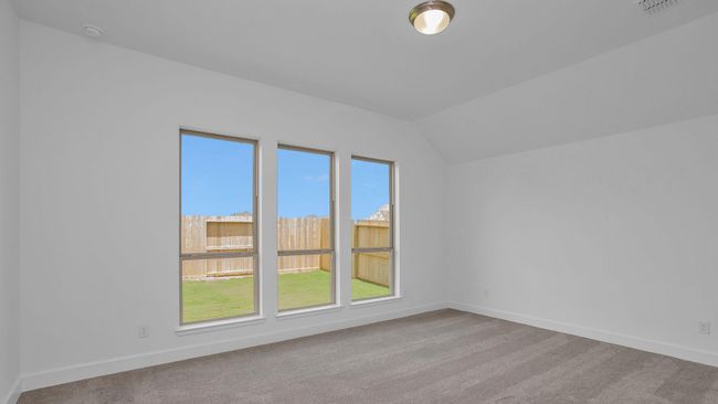 12330 Sweet Gum Dr, House other with 4 bedrooms, 3 bathrooms and 2 parking in Mont Belvieu TX | Image 4