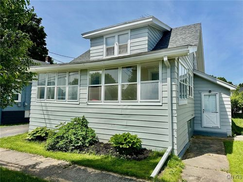 131 Hazelhurst Ave, Syracuse, NY, 13206-2813 | Card Image