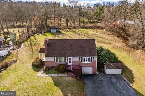 735 Greenville Road, DENVER, PA, 17517 | Card Image