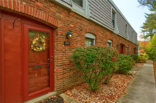 440 Country View Court, Pennsbury, PA, 15205 | Card Image