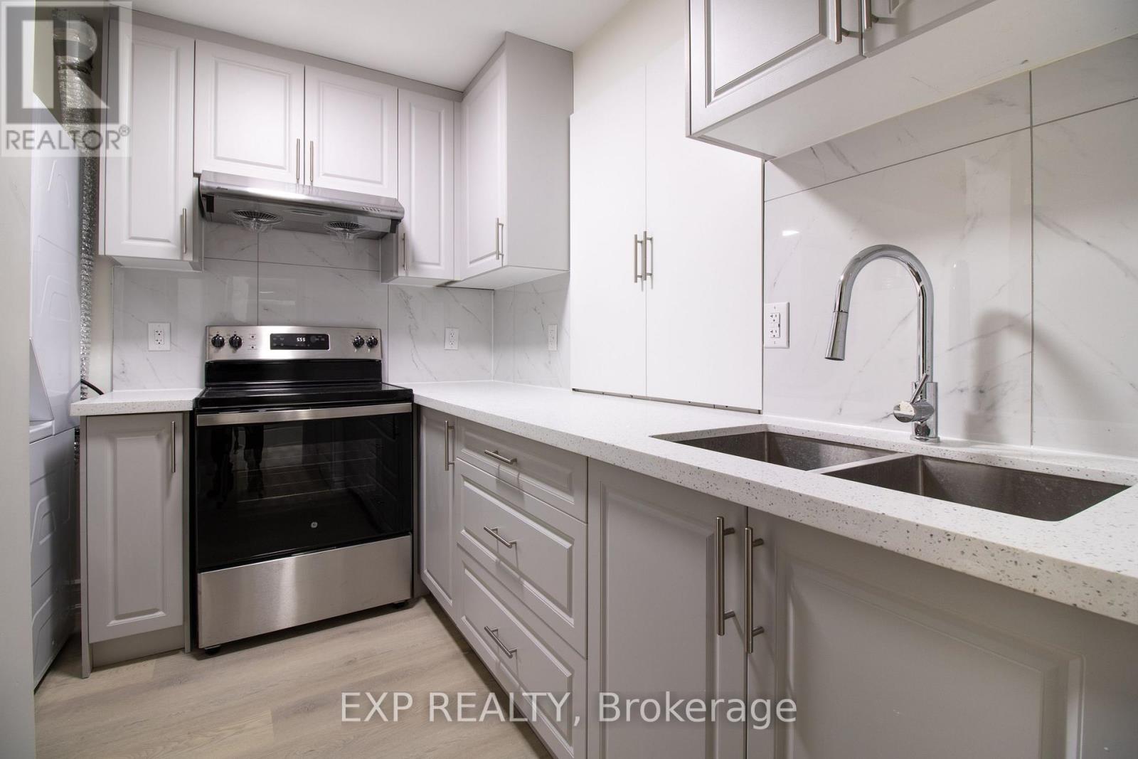 Residential Lease in Kitchener 4