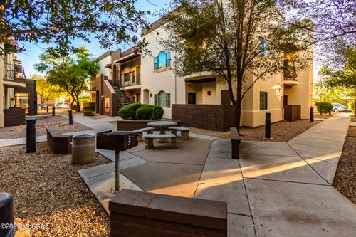 201-2018 E River Road, Tucson, AZ, 85718 | Card Image