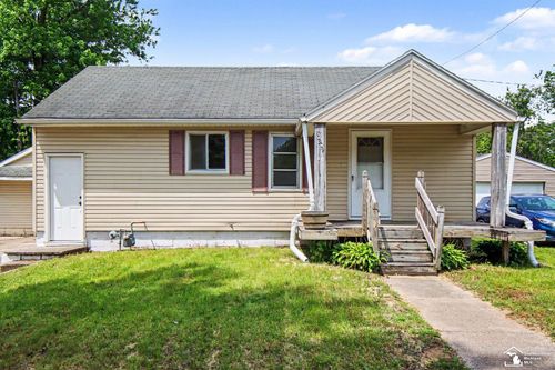 10909 Maple Street Street, UNKNOWN, MI, 48182 | Card Image