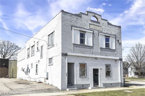 2916-2914 Seneca Ave, Lorain, OH, 44055-1817 | Card Image