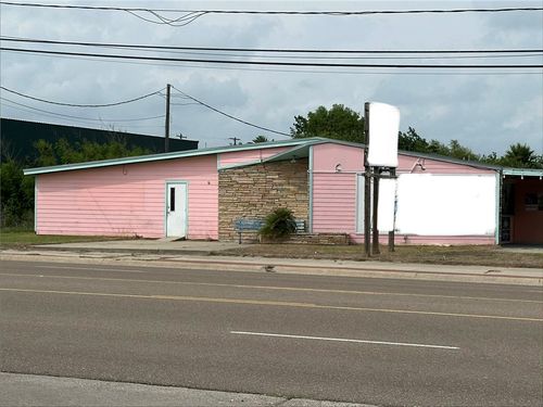306 E Goodnight Ave, Aransas Pass, TX, 78336-1906 | Card Image