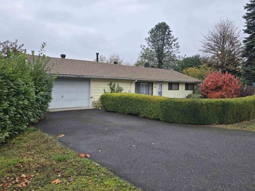13891 116 Avenue, Surrey, BC, V3R2T3 | Card Image