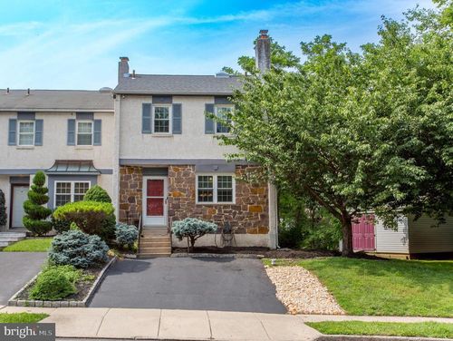 2475 Fieldcrest Ave, West Norriton, PA, 19403-5116 | Card Image