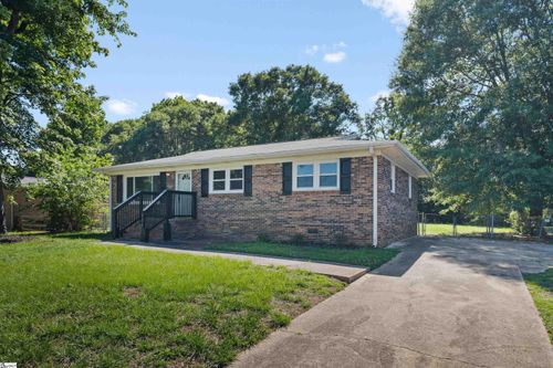 105 Abbotsford Dr, Simpsonville, SC, 29681-2143 | Card Image