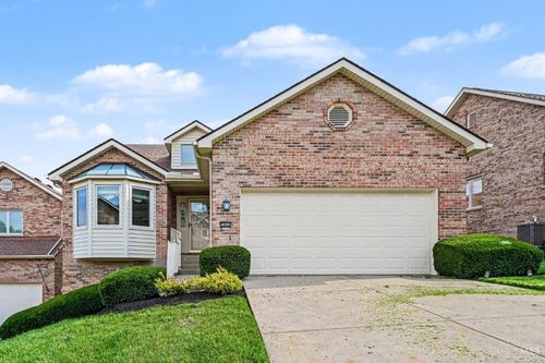 5844 Bayou Court, Cincinnati, OH, 45248 | Card Image
