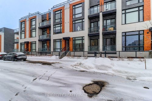 1505-11 David Eyer Rd, Richmond Hill, ON, L4S0N3 | Card Image