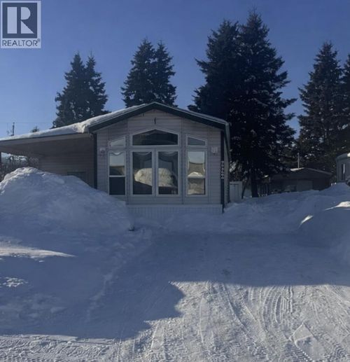 9020 75 Street, Fort St John, BC, V1J2Z2 | Card Image