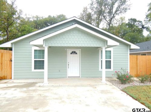 704 W 25th St, Tyler, TX, 75702-1934 | Card Image