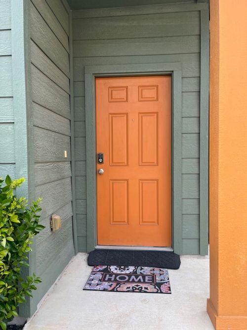 5425 Falling Leaf Ln, Austin, TX, 78744-4434 | Card Image