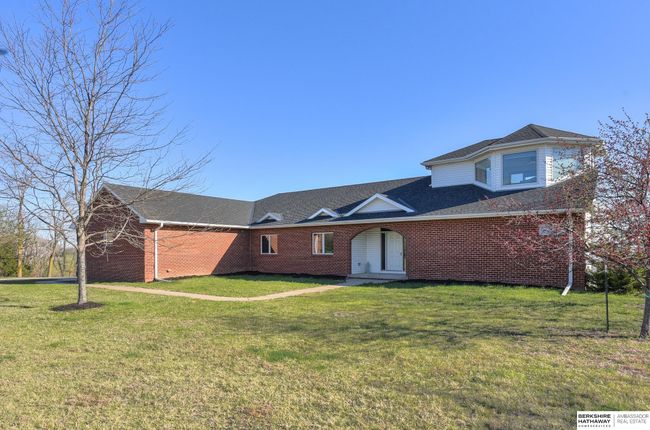 7881 Wisteria Way, House other with 5 bedrooms, 3 bathrooms and 3 parking in Fort Calhoun NE | Image 83