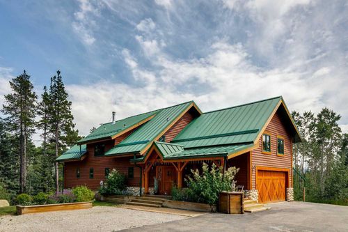 16 Highlands Pl, Bragg Creek, AB, T0L0K0 | Card Image