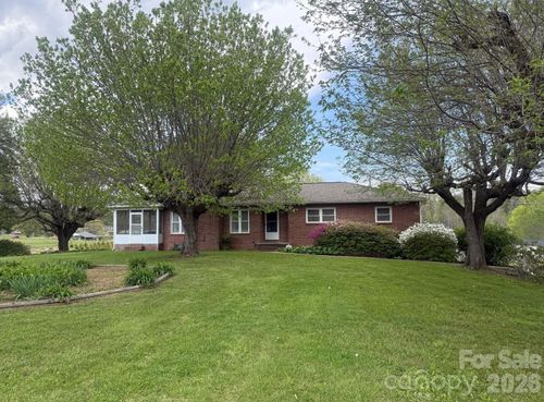 343 Brickyard Rd, Etowah, NC, 28729-9785 | Card Image