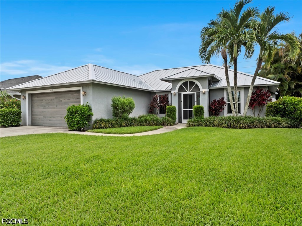 Residential in Naples 4