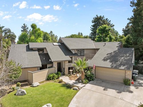 7805 Buena Tierra Ct, Bakersfield, CA, 93309-2201 | Card Image