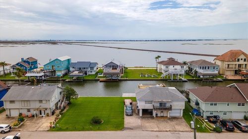1252 Sailfish St, Bayou Vista, TX, 77563-2715 | Card Image