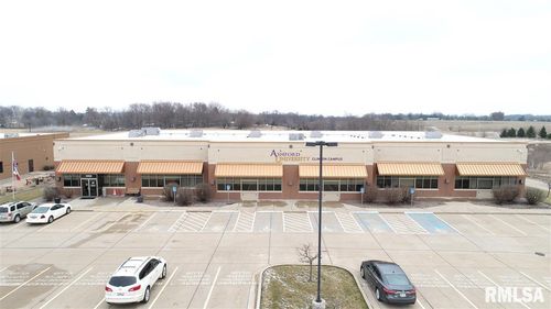 1310 19th Ave Nw, Clinton, IA, 52732-2752 | Card Image