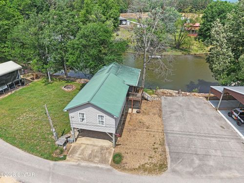 365 Pevahouse Camp Cir, Decaturville, TN, 38329-5509 | Card Image