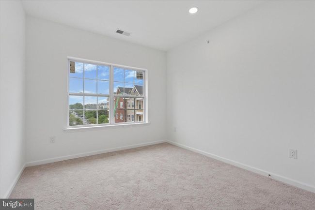 16223 River View Dr, Condo with 2 bedrooms, 2 bathrooms and null parking in BRISTOL PA | Image 33