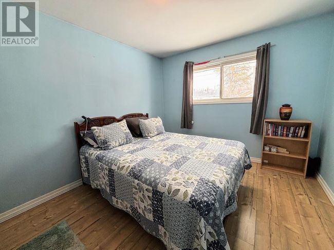 68 Neebig Ave, Home with 3 bedrooms, 2 bathrooms and null parking in Manitouwadge ON | Image 11