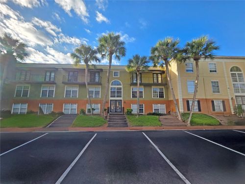 3990c-3990 Versailles Dr, ORLANDO, FL, 32808-2235 | Card Image