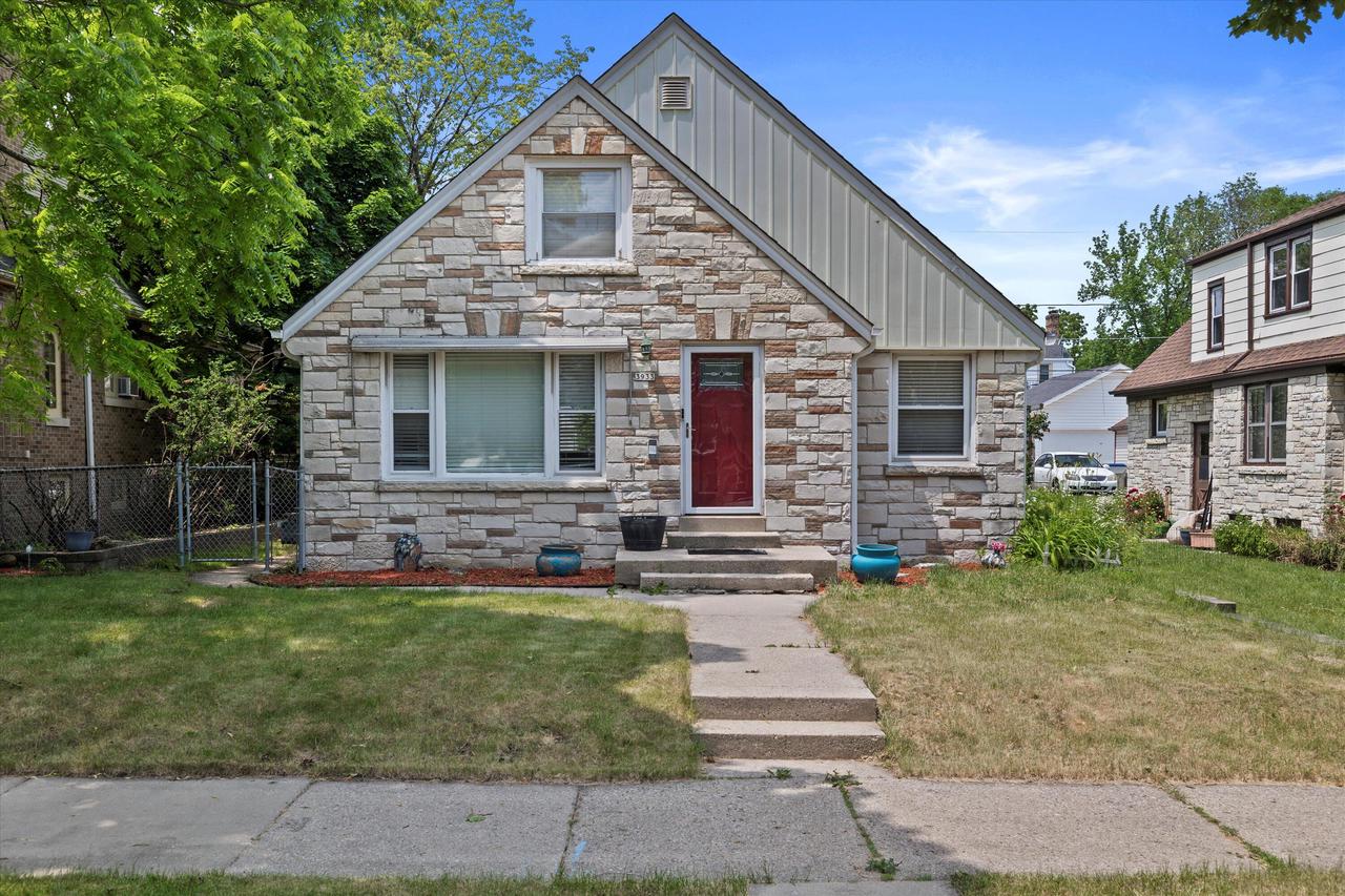51st Blvd, Milwaukee, WI 53216