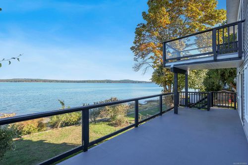 5650 Island Highway S, Union Bay, BC, V0R3B0 | Card Image