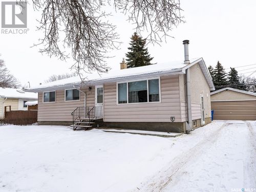 2615 Lacon St, Regina, SK, S4N2A5 | Card Image