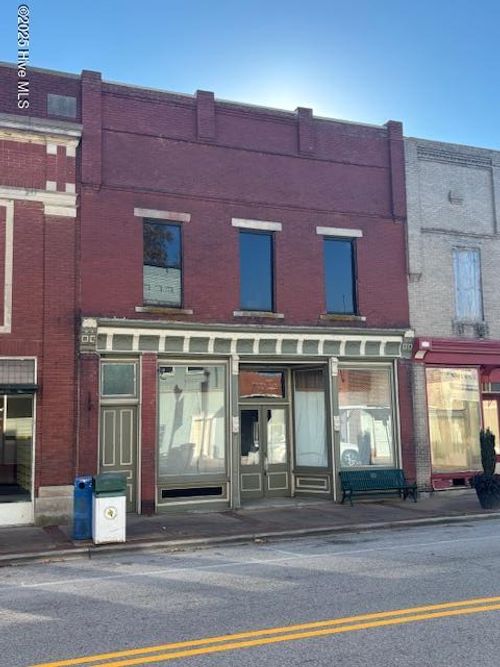 116 E Main St, Fremont, NC, 27830-8896 | Card Image