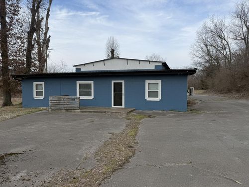 1055 W Shelby St, Junction City, KY, 40440-9500 | Card Image