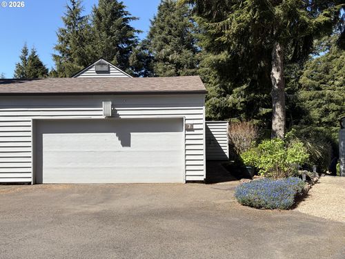 7-600 Island Dr, Gleneden Beach, OR, 97388 | Card Image