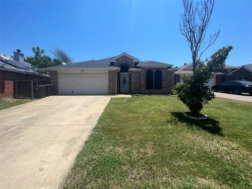 8059 Raleigh Ct, Fort Worth, TX, 76123-2075 | Card Image